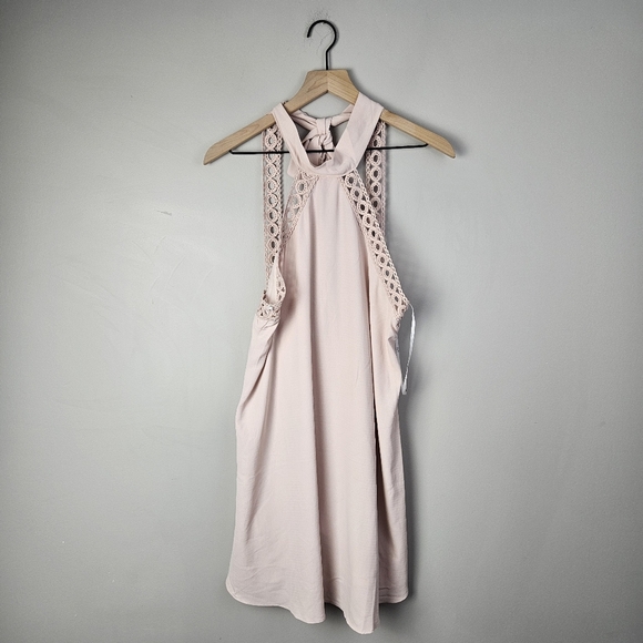 Lulu’s Pink Halter Mini Dress Crochet Large - Picture 2 of 13